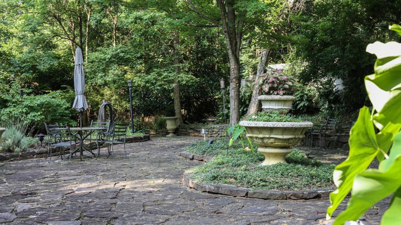 Dickson Street Bed & Breakfast Fayetteville Esterno foto