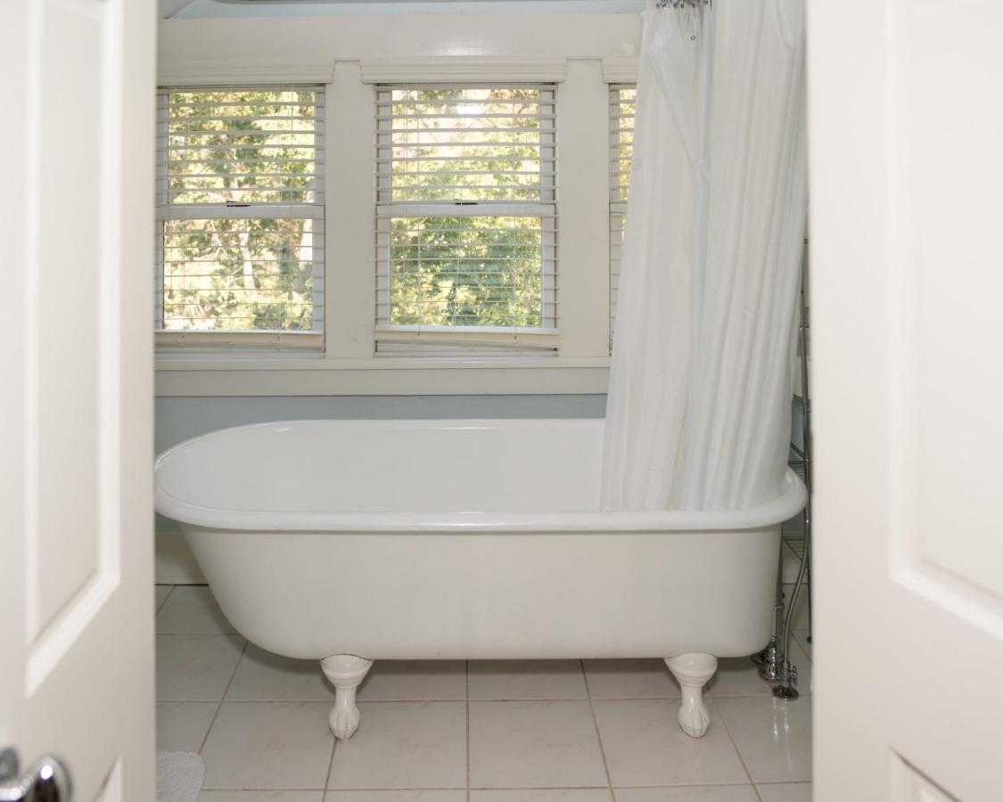 Dickson Street Bed & Breakfast Fayetteville Esterno foto