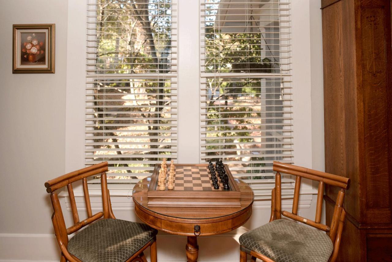 Dickson Street Bed & Breakfast Fayetteville Esterno foto