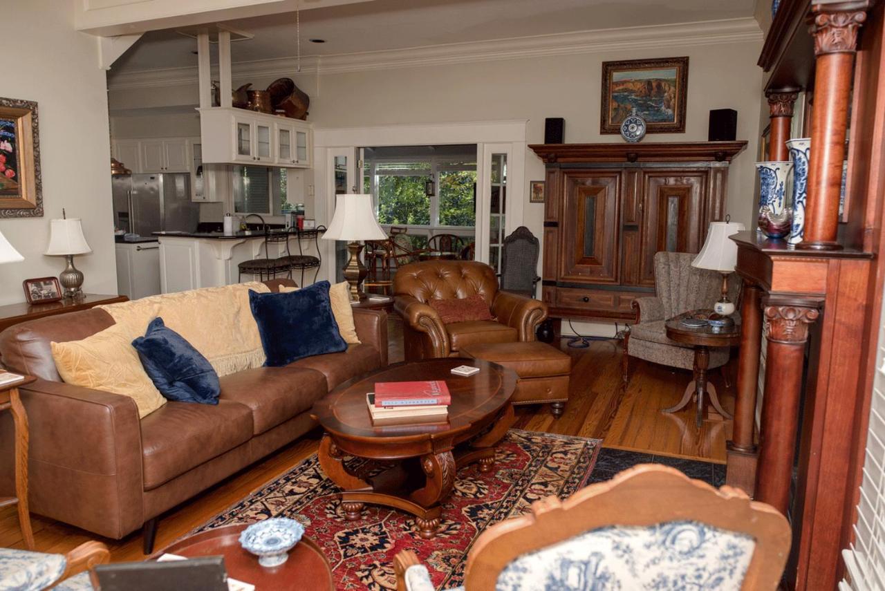Dickson Street Bed & Breakfast Fayetteville Esterno foto